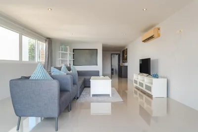 Private apartment at Bayshore by Lofty – Photos 6